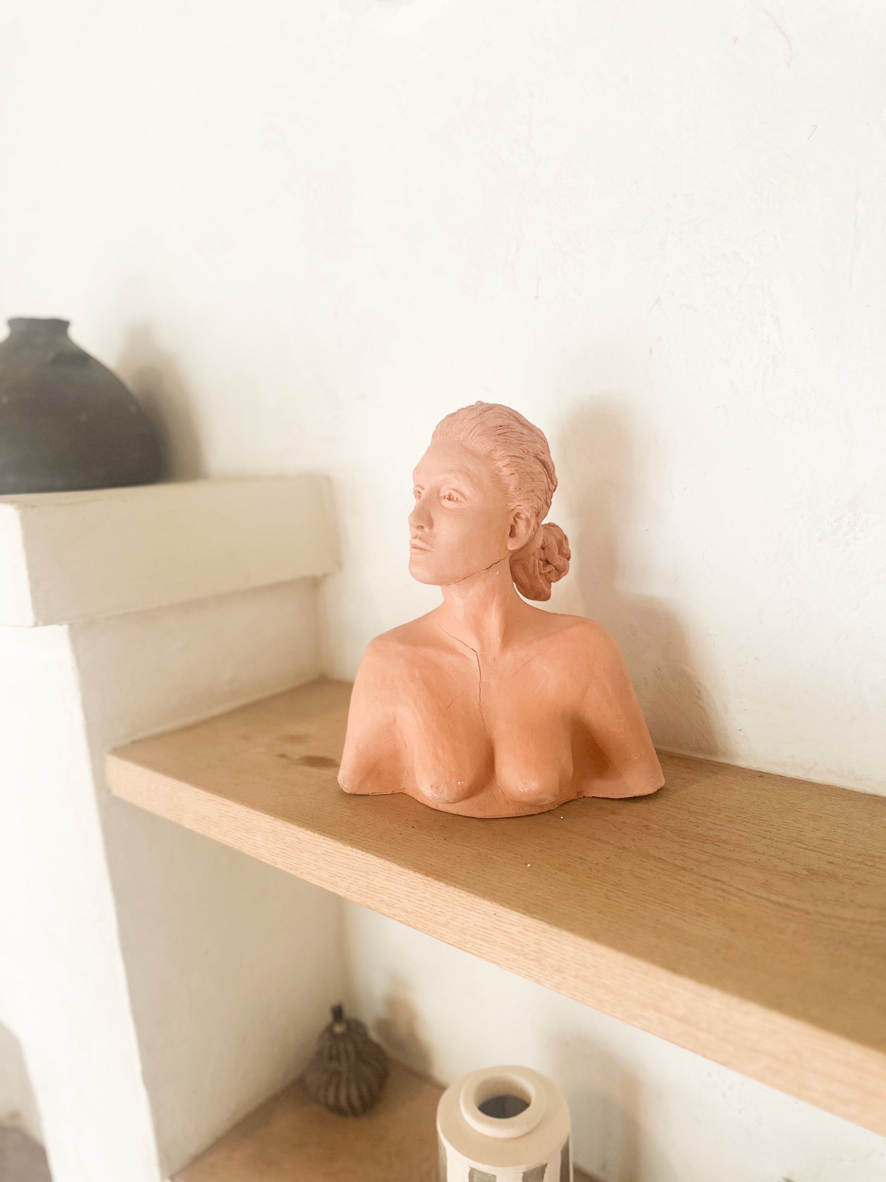 Figure, 01