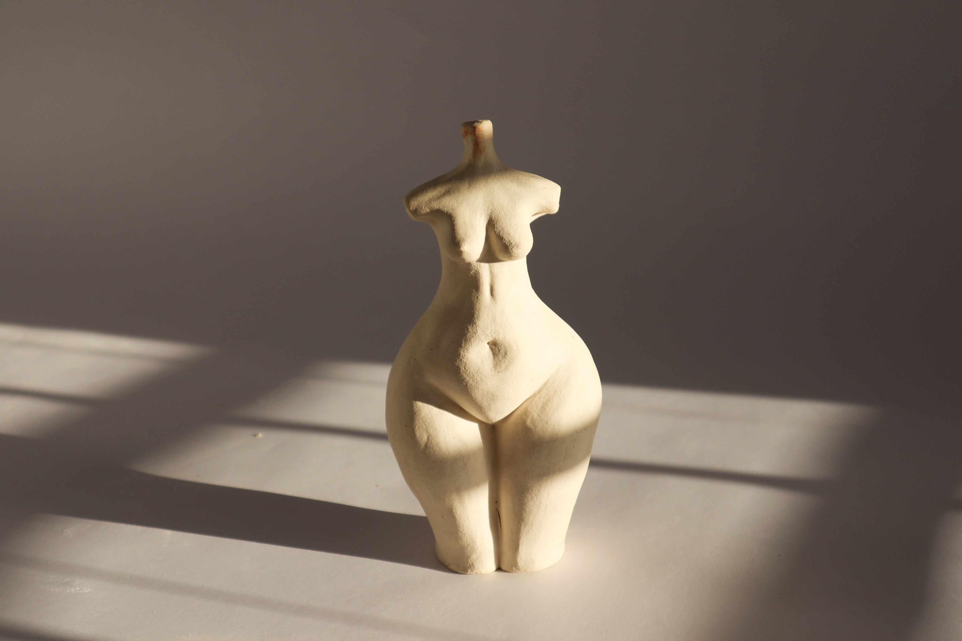 Figure, 02