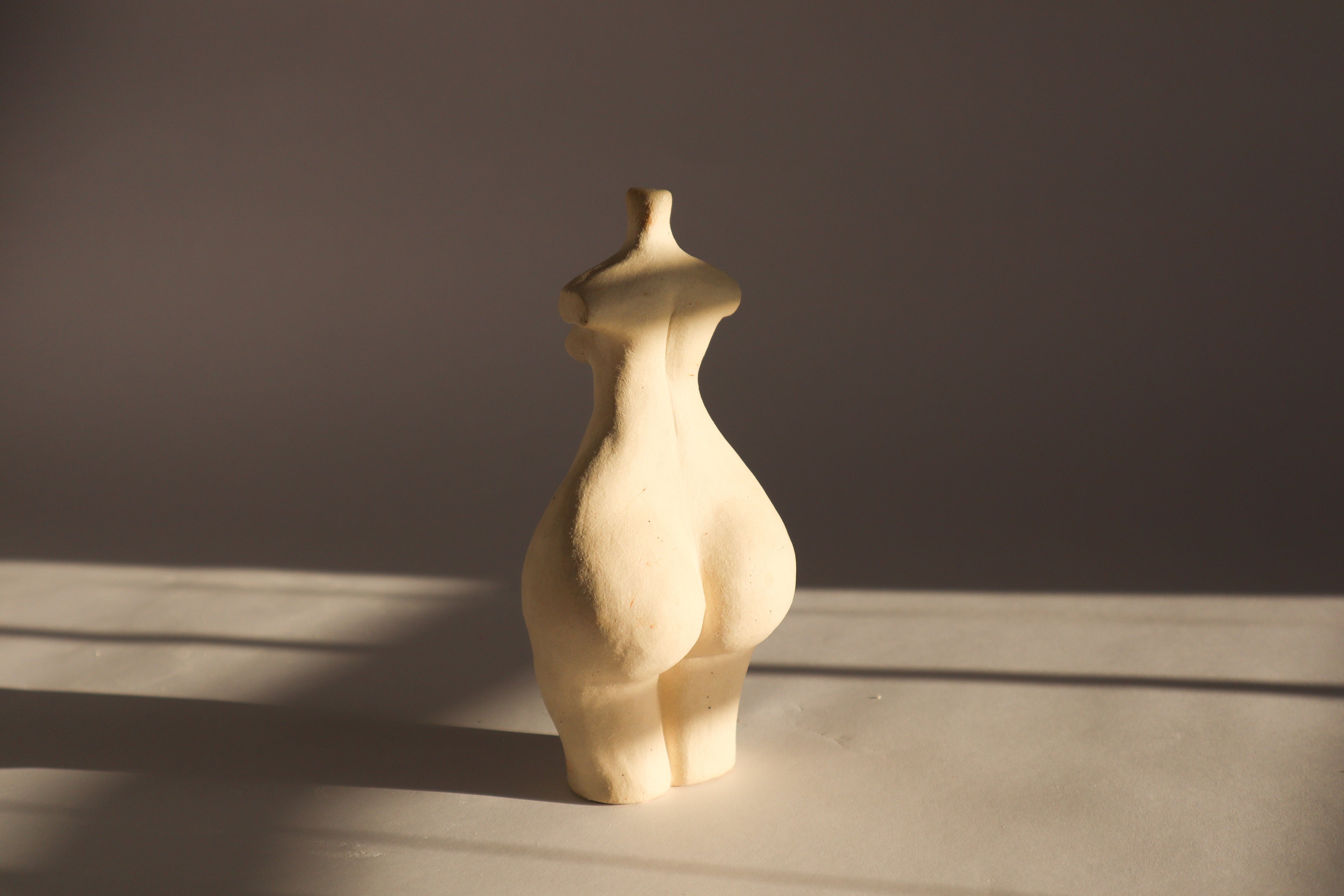 Figure, 02