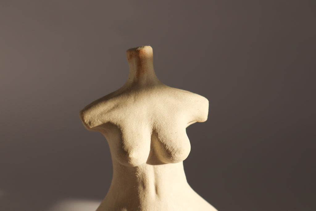Figure, 02